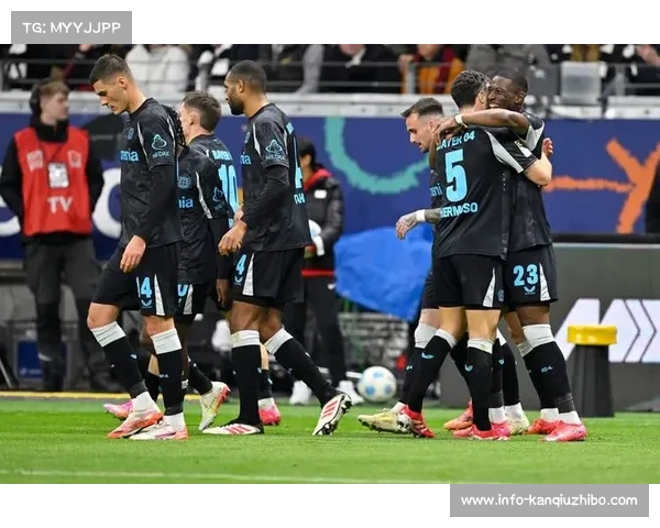 多特蒙德3-2绝杀圣保利，埃姆雷詹补时点射锁定胜局